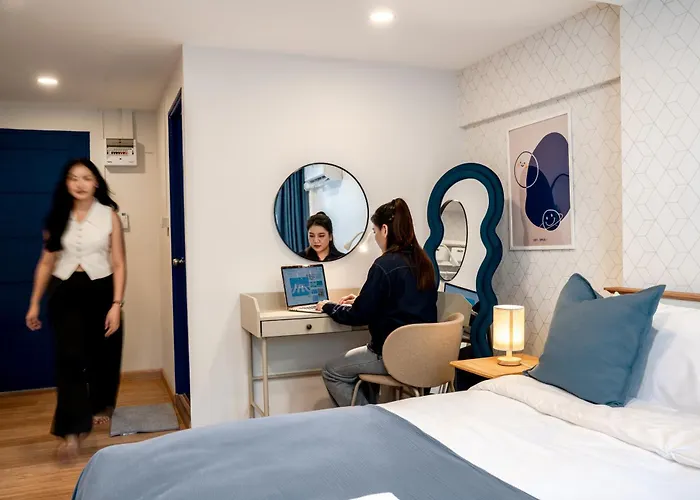 Blue House 191 Hometel 3*